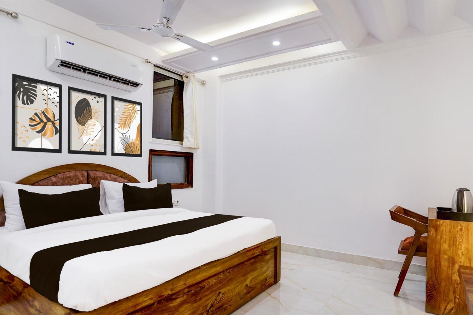 Townhouse Hotel Grand Emporio By Sbg Near Vaishali Metro Station ガーズィヤーバード エクステリア 写真